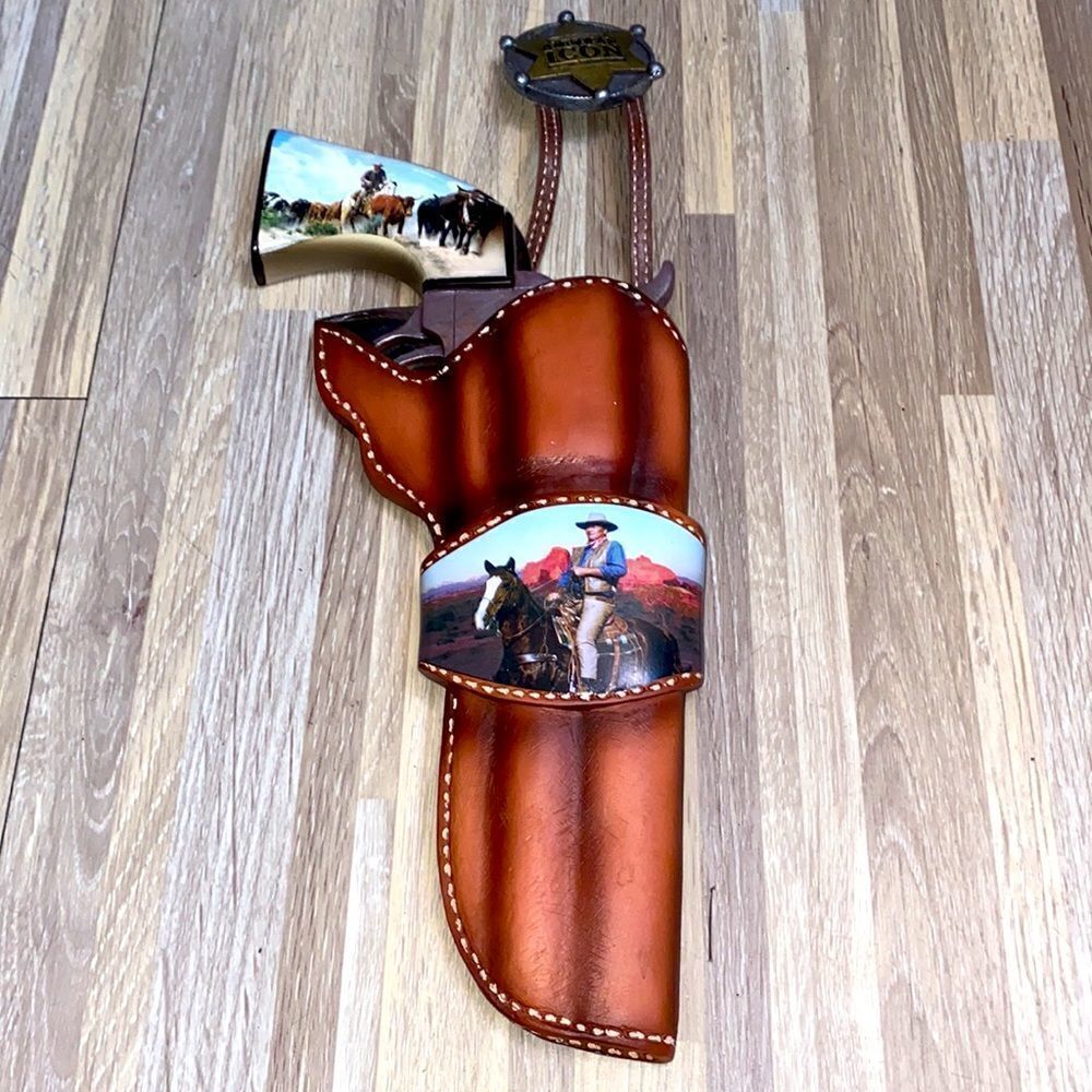 John Wayne American Icon ceramic wall art replica pistol movie clip prop house - Picture 11 of 11